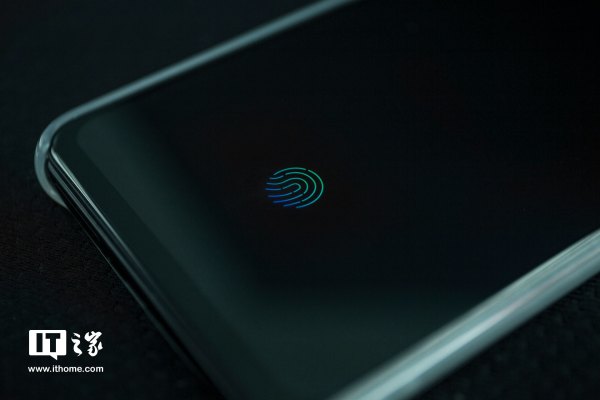 全面屏?xí)r代，探解vivo的屏幕指紋技術(shù)