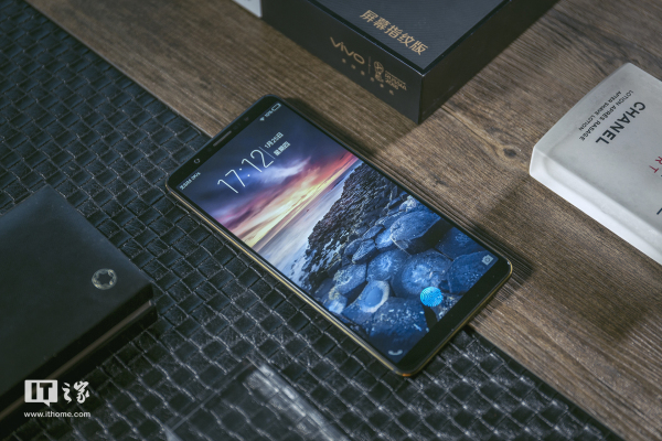 全面屏?xí)r代，探解vivo的屏幕指紋技術(shù)