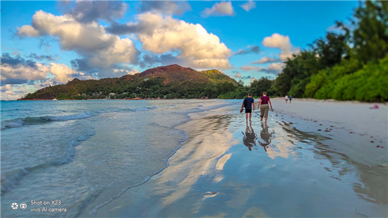 vivo影像尋城記前往塞舌爾 用X23發(fā)現(xiàn)傳說中的“伊甸園”