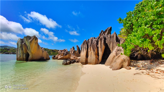 vivo影像尋城記前往塞舌爾 用X23發(fā)現(xiàn)傳說中的“伊甸園”