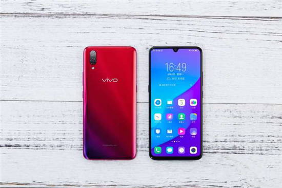 以夢為馬 不負(fù)韶光， 颯爽秋風(fēng)中開啟雷克薩斯&vivo智趣之旅