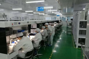 舜宇競(jìng)爭(zhēng)對(duì)手宇瞳光學(xué)遞交招股書 擬募資5.44億元建設(shè)項(xiàng)目