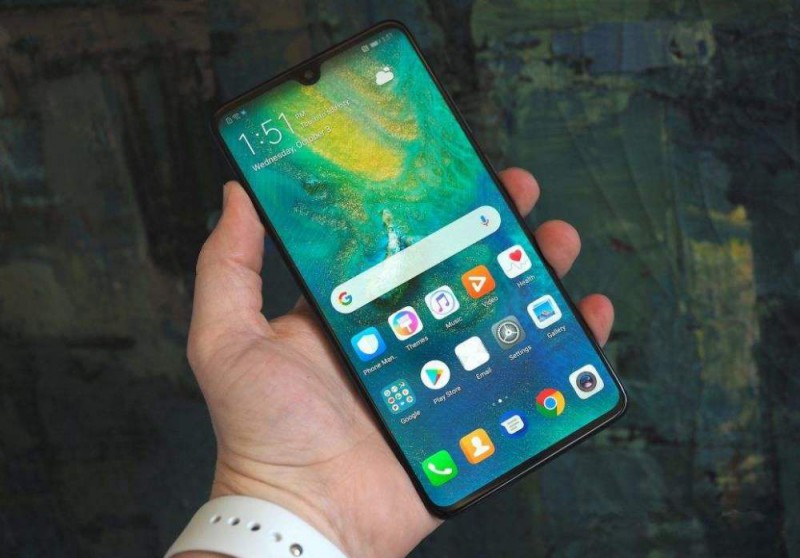 機模當真機賣、1部賺1塊錢、財務造假 這家上市公司怎么了？