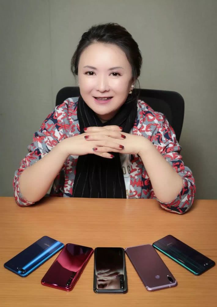 榮耀小米拉鋸戰(zhàn):不止在手機(jī)產(chǎn)品 也不止在中國(guó)市場(chǎng)