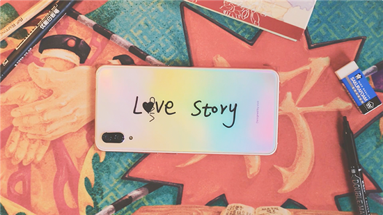 vivo X23幻彩版情人節(jié)視頻引熱議，網(wǎng)友：這才是我的愛情