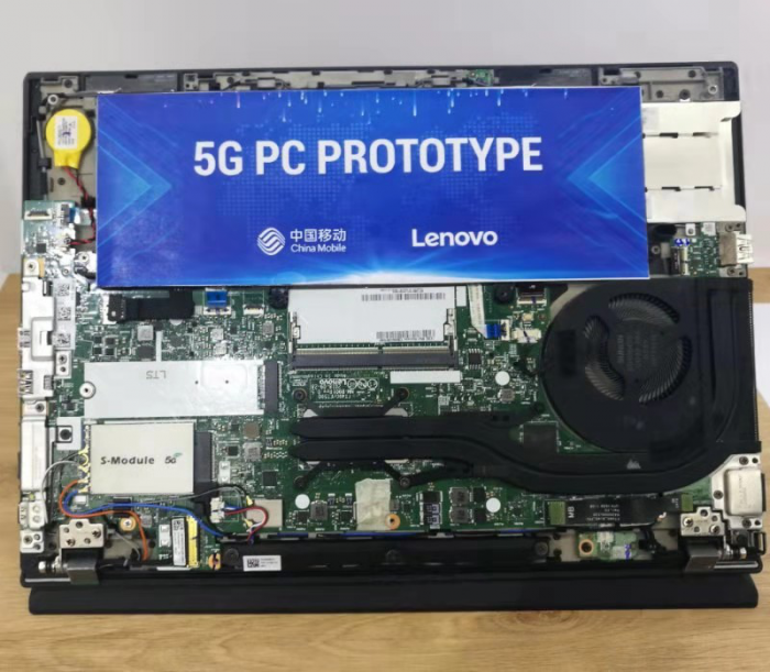 中移動(dòng)發(fā)布5G筆記本&ldquo;鴻鵠&rdquo;計(jì)劃：5G筆記本原型亮相