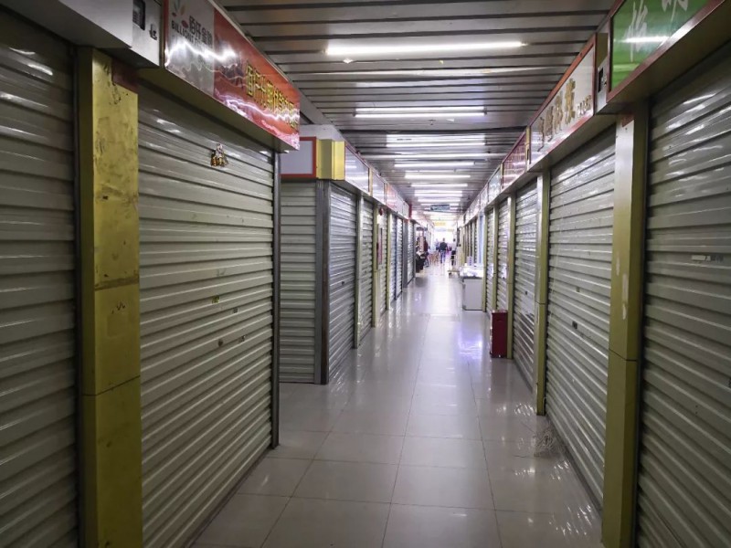 深圳華強(qiáng)北關(guān)鋪潮調(diào)查：有人年入百萬，有人9個(gè)檔口關(guān)至2個(gè)