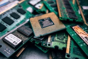 最久停工2個(gè)月！日本瑞薩電子13座工廠停工減產(chǎn)應(yīng)對(duì)中國(guó)需求急減