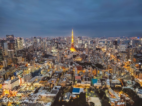 持續(xù)追加8G+128G版本 iQOO明早十點(diǎn)全網(wǎng)開(kāi)售