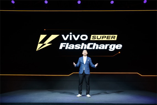 驍龍855性能怪獸 火爆新機iQOO明日再次開售