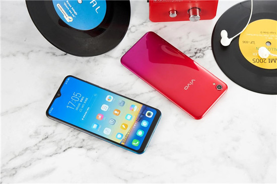 vivo Y91真機賞析：越級品質(zhì)，第一眼就有心動感