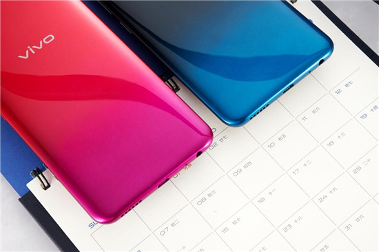 vivo Y91真機賞析：越級品質(zhì)，第一眼就有心動感