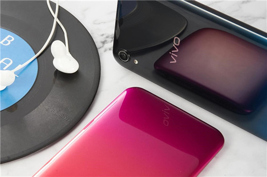 vivo Y91真機賞析：越級品質(zhì)，第一眼就有心動感