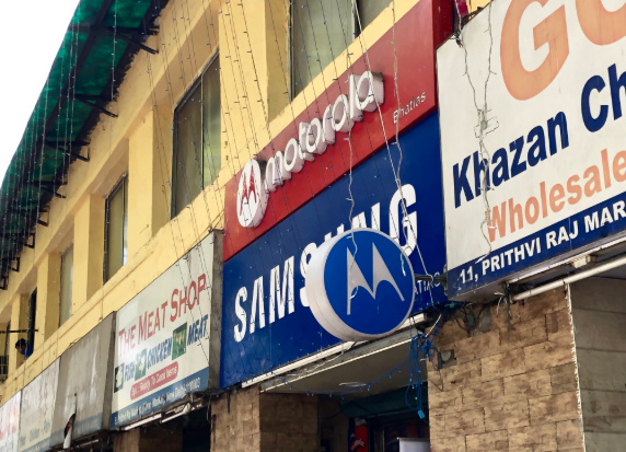 實地探訪印度手機市場:小米破三星 一加超蘋果 新戰(zhàn)場上的老對手