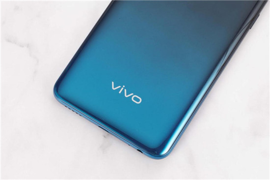 全新vivo S1上手：時尚、實(shí)力完美邂逅，體驗(yàn)超預(yù)期