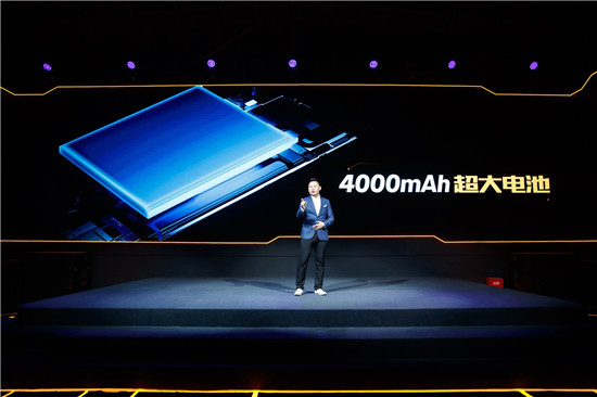 生而強悍更兇猛 iQOO再推電光藍12G+128G新配置