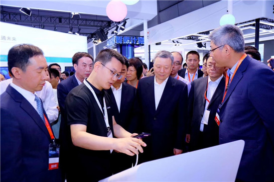 vivo三大動(dòng)作協(xié)力中國(guó)聯(lián)通，共同推進(jìn)5G商用進(jìn)程