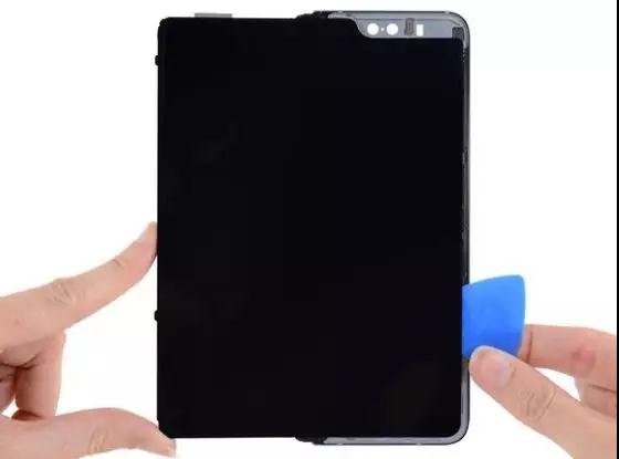 三星折疊手機(jī)Galaxy Fold深度拆解