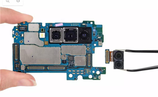 三星折疊手機(jī)Galaxy Fold深度拆解