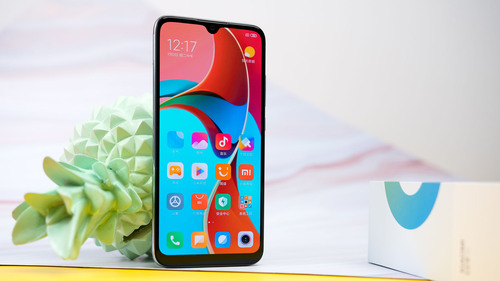 小米CC9系列發(fā)布：為年輕人重新設(shè)計(jì)的小米9，1299元起