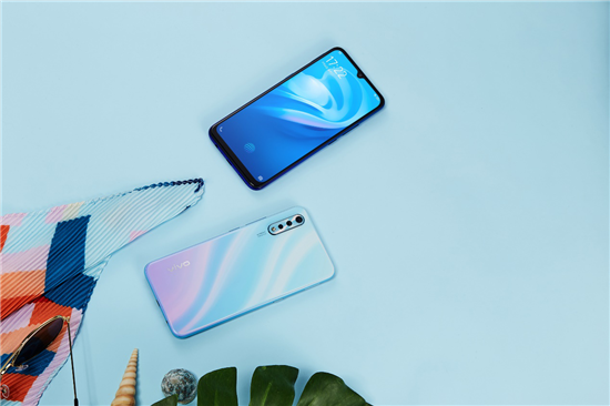 vivo Y7s雙色圖賞：光影之間，折射出碧波蕩漾的夏日風(fēng)情