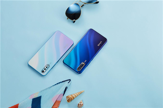 vivo Y7s雙色圖賞：光影之間，折射出碧波蕩漾的夏日風(fēng)情