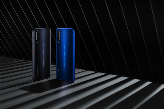 全速進(jìn)化 iQOO Pro 5G版預(yù)售累計(jì)銷(xiāo)售額破億