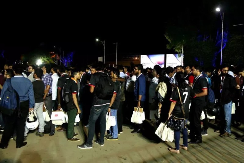 印度手機市場5年戰(zhàn)事：小米稱王，蘋果遲暮，OV 崛起