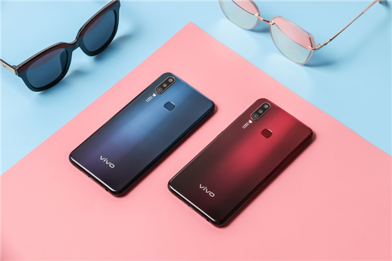 讓美更深邃！閃充強續(xù)航vivo Y3 4GB+64GB版新配色正式開售