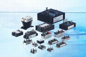 貿(mào)戰(zhàn)陰影下的手機(jī)供應(yīng)鏈斷料危機(jī)燒到BTB連接器，電連技術(shù)成國(guó)產(chǎn)替代明星