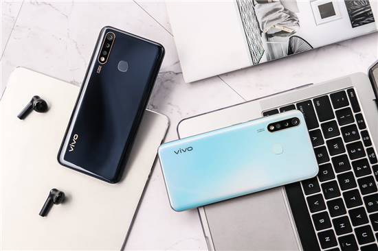 vivo Z5i評測：強勁性能與長效續(xù)航的結(jié)合體，打造全新體驗