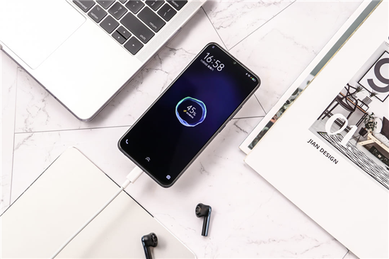 vivo Z5i評測：強勁性能與長效續(xù)航的結(jié)合體，打造全新體驗