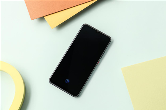 vivo Y9s美圖鑒賞:獨(dú)特的外觀設(shè)計(jì)將再次引領(lǐng)行業(yè)潮流走向