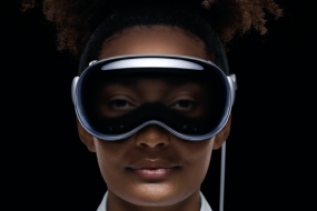 售價(jià)2.5個(gè)W，蘋(píng)果首款頭顯現(xiàn)真身，XR供應(yīng)鏈齊沸騰